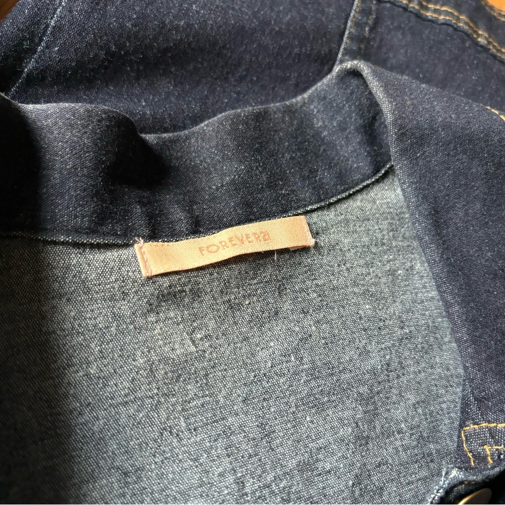 Vintage Forever 21 Dark Denim Jacket - Picture 3 of 4